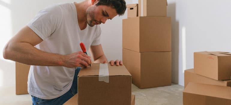 Calendar and moving supplies for planning a San Antonio move