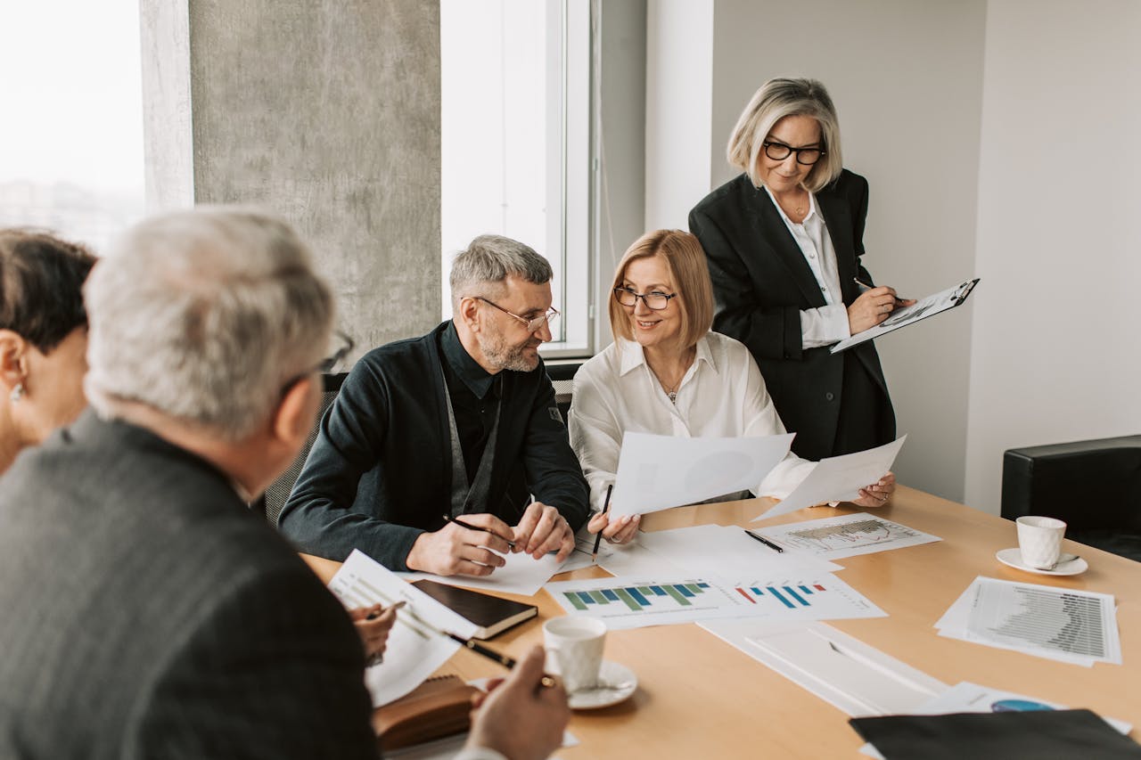 A group of people planing corporate relocation to Helotes