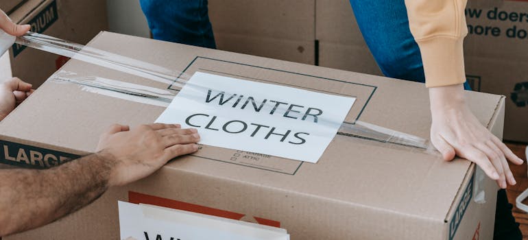 Labelled moving box