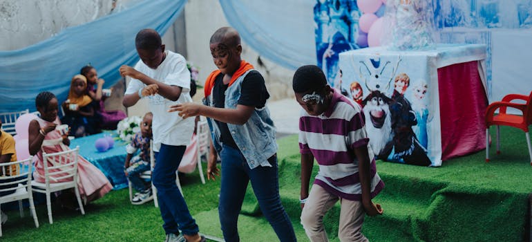 Kids dancing