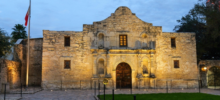 Historic building in Texas symbolizing a well-planned move and safer relocation process.